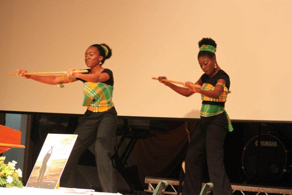dance-excel-performance-at-opening-of-litfest-2011